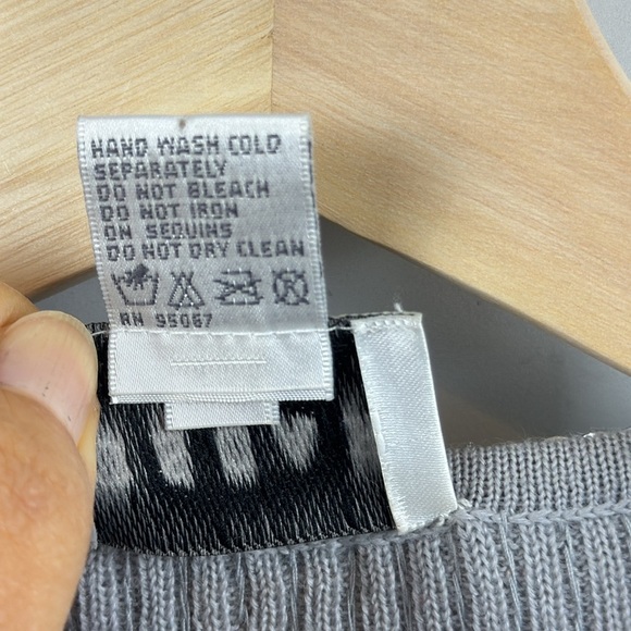 Oscar De La‎ Renta Sequin Gray Silver Short Sleeve Scoop Neck Top Blouse Size S - Picture 9 of 11